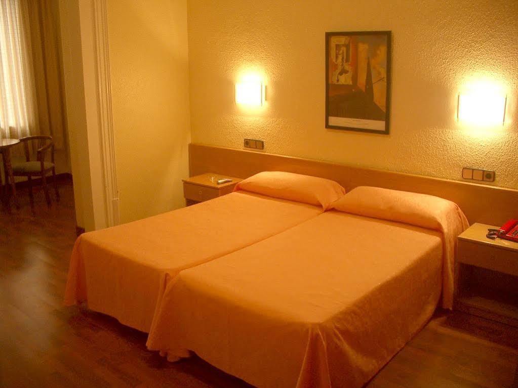 Pelayo Deluxe Apartments Barcelona Eksteriør billede