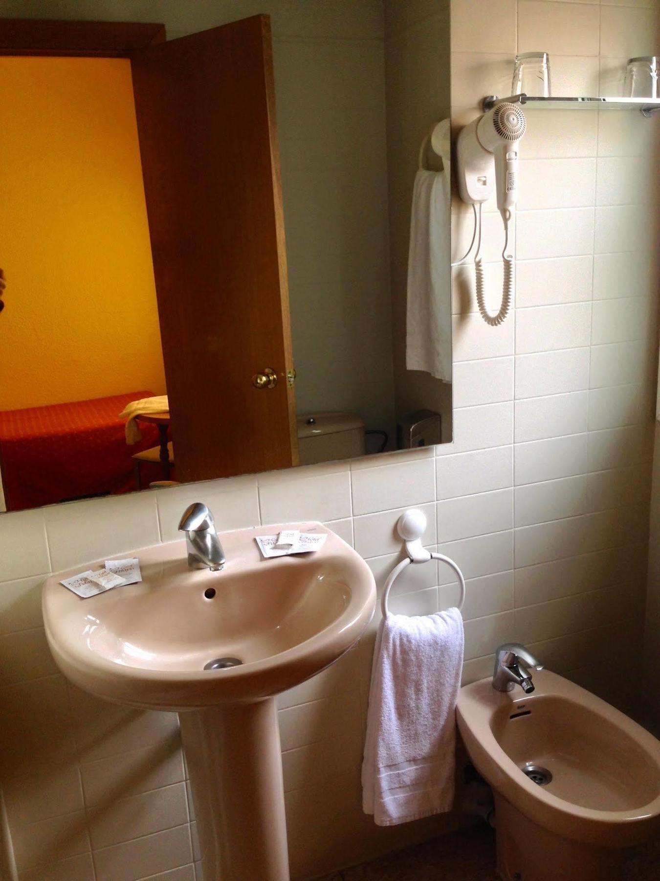 Pelayo Deluxe Apartments Barcelona Eksteriør billede